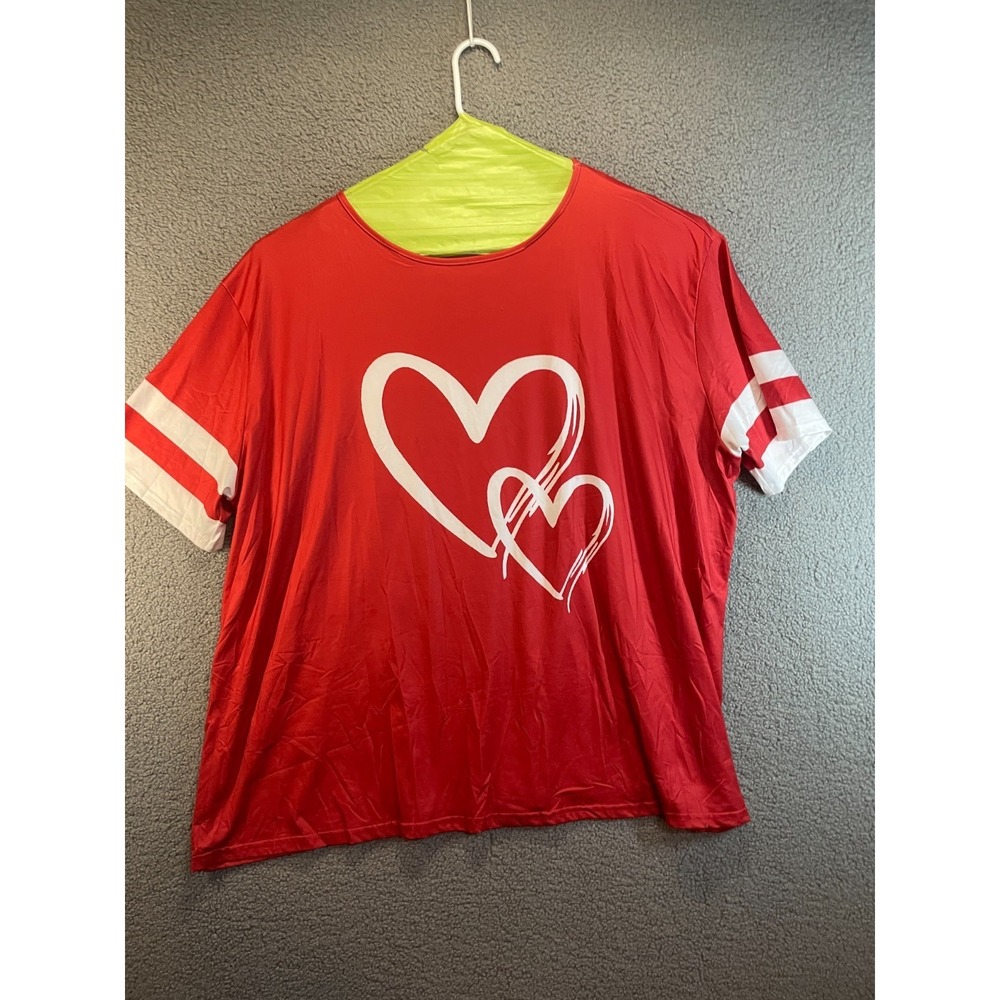 Plus Size Top, Women's size 4X, Red w/White heart, New